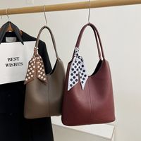 Women's All Seasons Pu Leather Round Dots Solid Color Elegant Vintage Style Classic Style Ribbon Sewing Thread Square Zipper Hidden Buckle Shoulder Bag Tote Bag main image 3