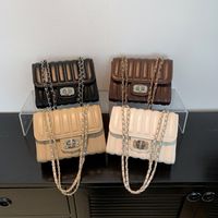 Women's Pu Leather Solid Color Streetwear Square Lock Clasp Shoulder Bag Crossbody Bag main image 1