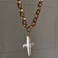 Pearl Iron Y2K Vintage Style Plating Cross Pendant Necklace main image 3