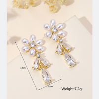 1 Paire Style Ig Brillant Les Gouttelettes D'eau Fleur Placage Incruster Le Cuivre Perles Artificielles Zircon Plaqué Or 18k Boucles D'oreilles main image 5