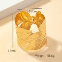 Classic Style Solid Color Alloy Plating Gold Plated Women's Bangle main image 6