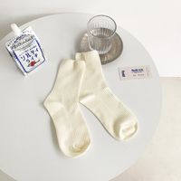 Unisexe Style Simple Couleur Unie Coton Crew Socks Une Paire sku image 1