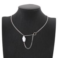 Großhandel Einfacher Stil Geometrisch Einfarbig Rostfreier Stahl Perlmutt Überzug Halskette Mit Anhänger sku image 6