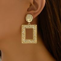 1 Pair Vintage Style Exaggerated Triangle Golden Toad Rectangle Plating Alloy Drop Earrings main image 5