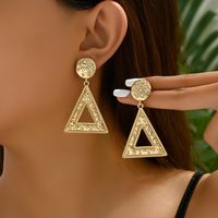 1 Pair Vintage Style Exaggerated Triangle Golden Toad Rectangle Plating Alloy Drop Earrings main image 2