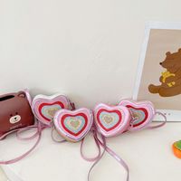 Girl's Pu Leather Color Block Cute Heart-shaped Zipper Crossbody Bag main image 4