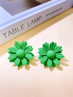 1 Pair Elegant Lady Daisy Alloy Ear Studs sku image 2