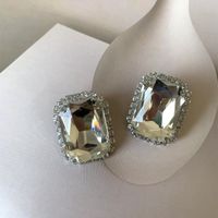 1 Par Casual Estilo Simple Color Sólido Enchapado Embutido Aleación Diamantes De Imitación Plateado Pendientes sku image 1