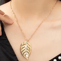 Elegant Streetwear Leaf Zircon Alloy Wholesale Pendant Necklace sku image 1