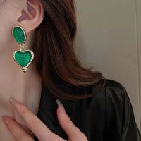1 Pair Retro Heart Shape Plating Resin Metal Drop Earrings main image 5