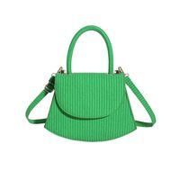 Mujeres Todas Las Temporadas Cuero Sintético Color Sólido Estilo Clásico Semicírculo Gire La Tapa Bolso sku image 5