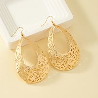 1 Pair Vintage Style Simple Style Water Droplets Floral Plating Hollow Out Alloy Ferroalloy 14k Gold Plated Drop Earrings main image 5