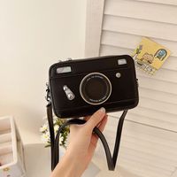 Women's Small All Seasons Pu Leather Camera Vintage Style Square Zipper Shoulder Bag main image 2