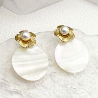 1 Pair Elegant Cute Simple Style Flower Plating Inlay 304 Stainless Steel Pearl Shell Gold Plated Drop Earrings main image 3