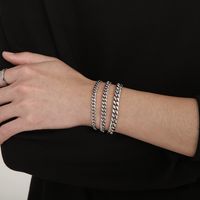 Simple Style Solid Color Titanium Steel Chain Unisex Bracelets main image 4