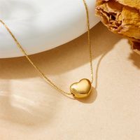 Acero Titanio Chapados en oro de 18k Elegante Enchapado Forma De Corazón Collar Colgante main image 1