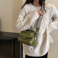 Femmes Toutes Les Saisons Faux Cuir Couleur Unie De Base Fil À Coudre Carré Boucle Magnétique Sac D'épaule main image 4