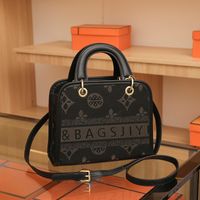 Women's Canvas Letter Basic Classic Style Sewing Thread Square Zipper Handbag Crossbody Bag Square Bag main image 4