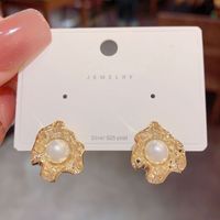 1 Pair Simple Style Solid Color Plating Inlay Copper Baroque Pearl Gold Plated Ear Studs main image 3