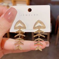 1 Pair Vintage Style Fish Bone Plating Inlay Copper Rhinestones Gold Plated Earrings main image 5