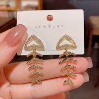 1 Pair Vintage Style Fish Bone Plating Inlay Copper Rhinestones Gold Plated Earrings main image 2