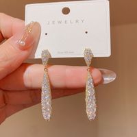 1 Pair Simple Style Water Droplets Plating Inlay Copper Rhinestones Gold Plated Drop Earrings main image 3