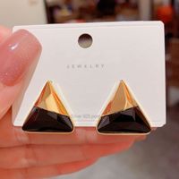 1 Pair Vintage Style Triangle Color Block Plating Resin Copper 14k Gold Plated Ear Studs main image 3