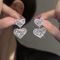 1 Par Elegante Señora Forma De Corazón Embutido Cobre Circón Pendientes De Gota sku image 1