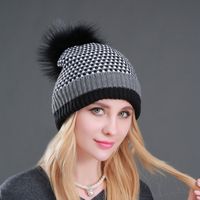 Frau Lässig Basic Einfacher Stil Streifen Pompons Ohne Dach Wollmütze sku image 5