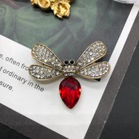 Simple Style Bee Alloy Inlay Rhinestones Women's Brooches main image 4