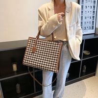 Women's All Seasons Pu Leather Printing Elegant Classic Style Square Zipper Shoulder Bag Tote Bag main image 3