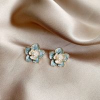 Wholesale Jewelry Vintage Style Flower Alloy Gold Plated Plating Ear Studs main image 1