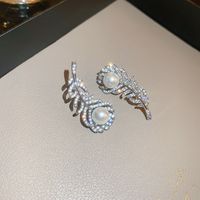 Wholesale Jewelry Simple Style Leaves Alloy Zircon Inlay Ear Studs sku image 1