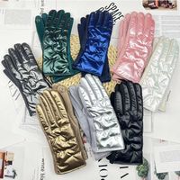 Women's Casual Vintage Style Solid Color Gloves 1 Pair main image 1