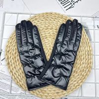 Women's Casual Vintage Style Solid Color Gloves 1 Pair sku image 4