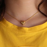 Simple Style Heart Shape Titanium Steel Pendant Necklace main image 4