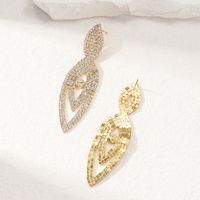 1 Pair Casual Simple Style Shiny Tassel Hollow Out Alloy Crystal Gold Plated Drop Earrings main image 3