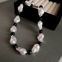 Einfacher Stil Runden Aryl Künstliche Perle Perlen Frau Halskette sku image 4