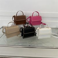 Women's Pu Leather Solid Color Basic Vintage Style Square Magnetic Buckle Shoulder Bag Handbag Crossbody Bag main image 1