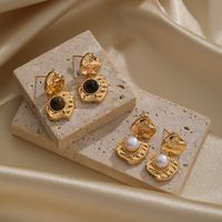 1 Pair Simple Style Commute Round Plating Inlay Copper Natural Stone Freshwater Pearl 18k Gold Plated Drop Earrings main image 3