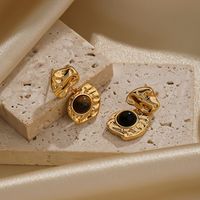 1 Paire Style Simple Commuer Rond Placage Incruster Le Cuivre Pierre Naturelle Perle D'eau Douce Plaqué Or 18k Boucles D'oreilles main image 2