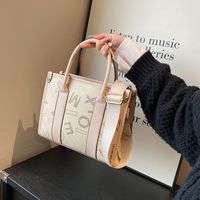 Women's Pu Leather Letter Classic Style Sewing Thread Square Zipper Handbag main image 5