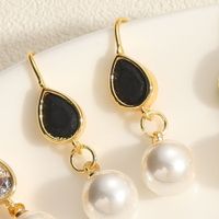 1 Pair Simple Style Commute Flower Plating Inlay Copper Pearl Zircon 14k Gold Plated Drop Earrings main image 3