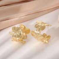 1 Pair Vintage Style Simple Style Water Droplets Solid Color Flower Plating Copper 18k Gold Plated Earrings main image 8