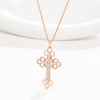 Xuping Simple Style Cross Alloy Copper Alloy Plating Hollow Out Inlay Zircon 18k Gold Plated Women's Pendant Necklace main image 3
