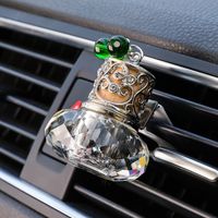 Simple Multi-color Transparent Geometric Pattern Crystal Car Interior Car Air Conditioning Vent Perfume Bottle Hanging Ornaments sku image 7