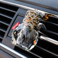 Einfaches Mehrfarbiges Transparentes Geometrisches Muster Kristall Auto Innenraum Klimaanlage Entlüftung Parfüm Flasche Hängende Ornamente sku image 6