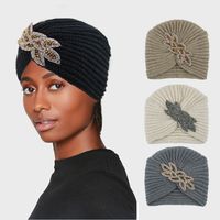 Women's Basic Vintage Style Simple Style Flower Beaded Eaveless Wool Cap main image 1