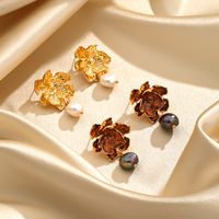 1 Pair Elegant Luxurious Lady Flower Plating Freshwater Pearl Copper 18k Gold Plated Drop Earrings main image 2