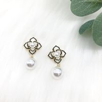 1 Pair Modern Style Solid Color Copper Plating Inlay Zircon Ear Studs sku image 1